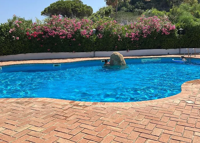 Edith Villa Parghelia